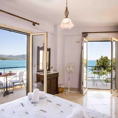 Villa Salty Breeze Beachfront Lygia (Lefkada)
