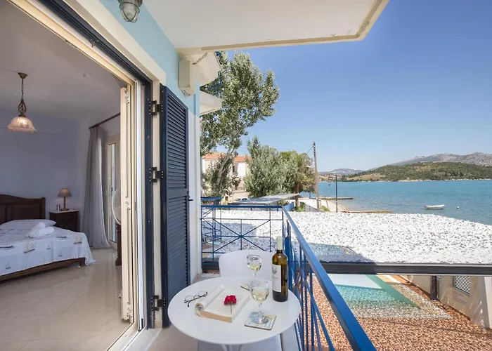 Salty Breeze Beachfront Villa Lygia (Lefkada)
