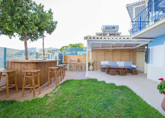 Salty Breeze Beachfront Villa Lygia (Lefkada)